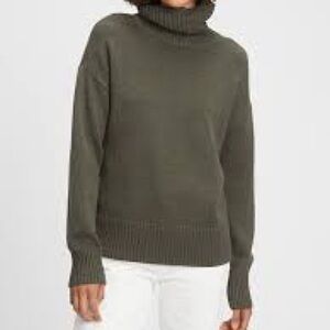 New Gap Oversized Crop Turtleneck Sweater-Forest Green/Olive Green-Size XL